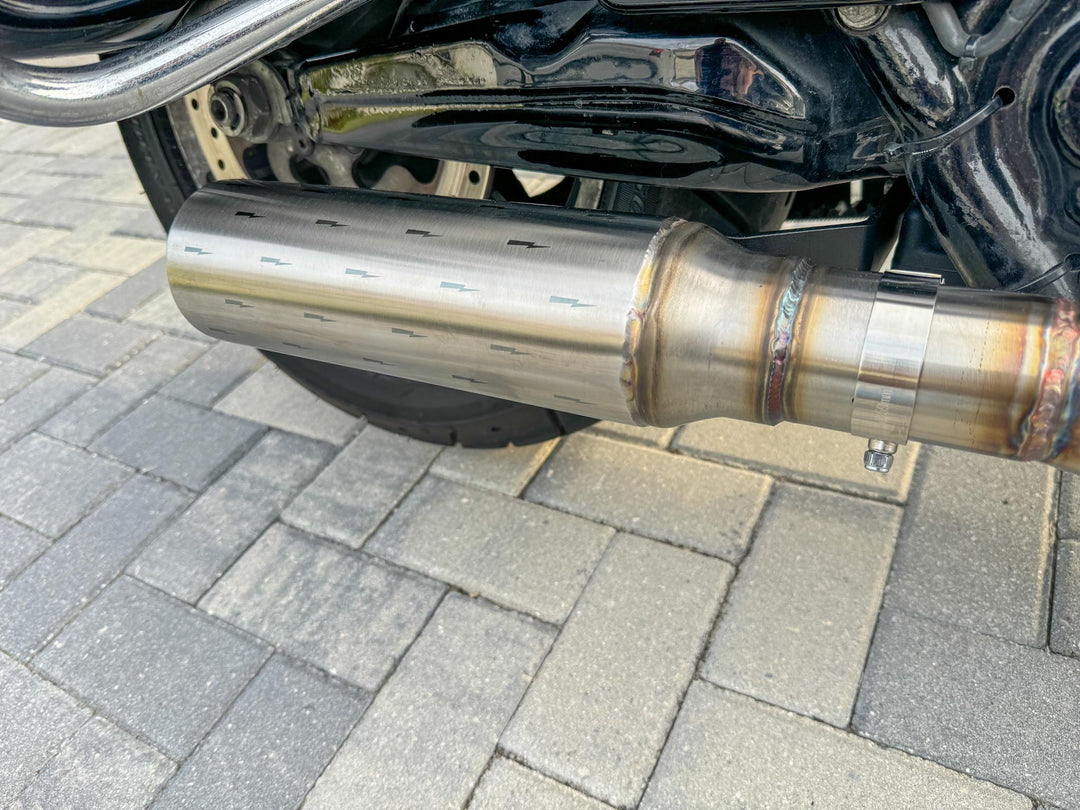 Harley motorcycle rear angle with Stealth Pipes Breacher exhaust system – performance upgrade