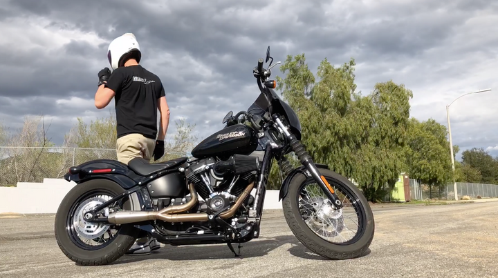 Stealth Pipes exhaust system installed on Harley M8 Softail – view of side (2017–2025)